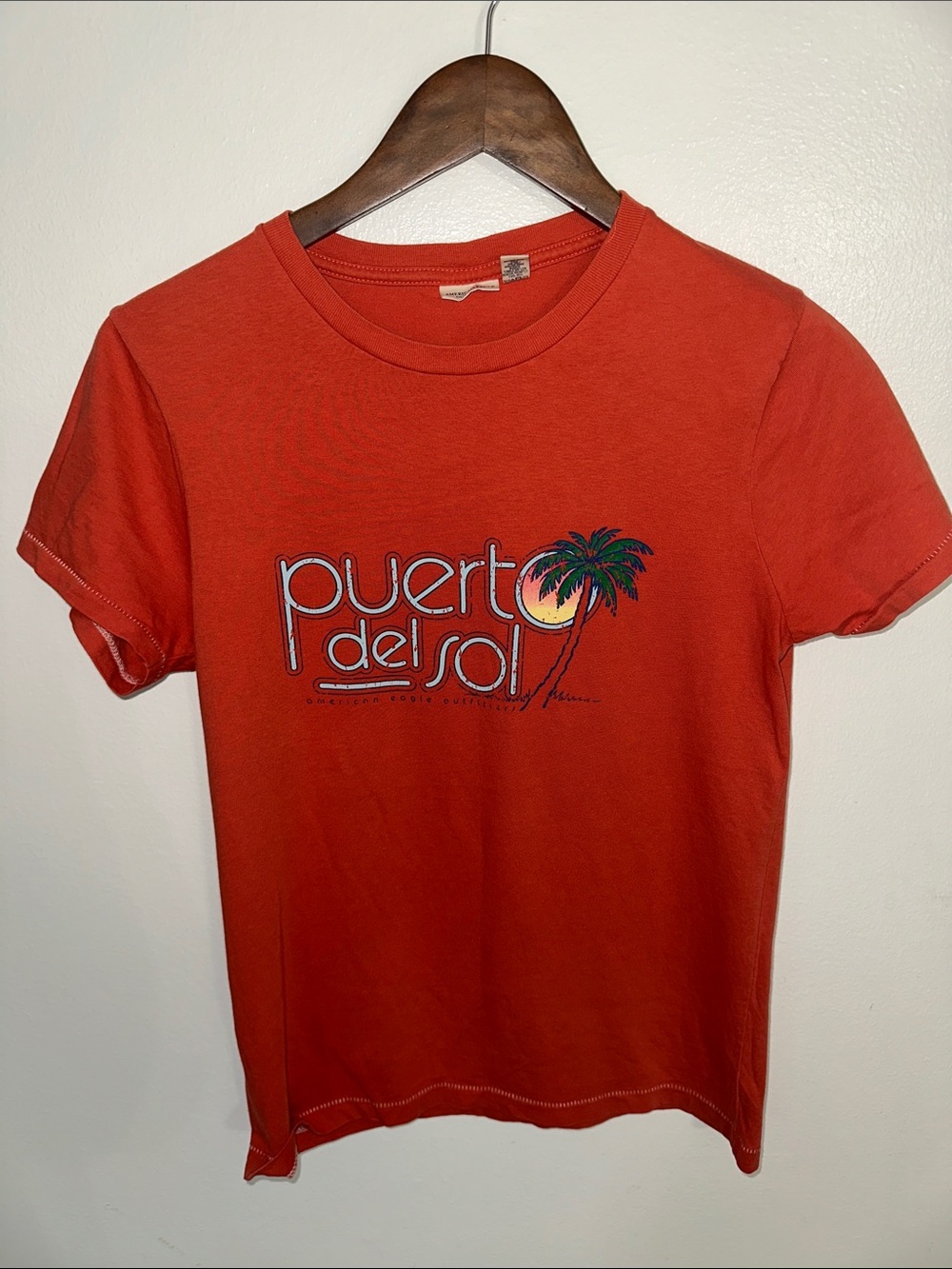 American Eagle Outfitters Women’s Red Puerto Del Sol Graphic Tee